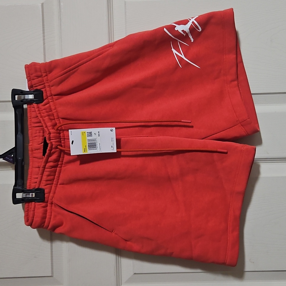Jordan Men’s Essentials Fleece Shorts: RED: NEW WITH TAGS: SIZE S
